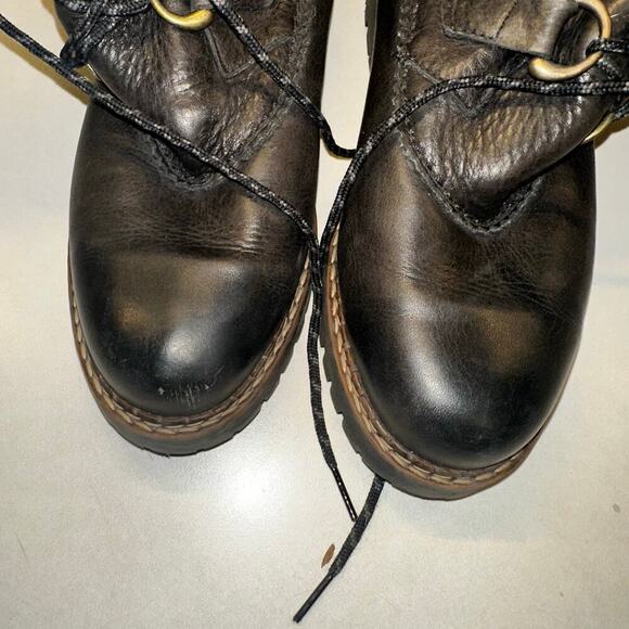 Vintage black leather Sorel lace-up boots women sz 7 - Picture 3 of 8